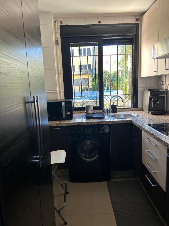 Apartamento Proximo Al Centro De 2 Dormitorios Con Piscina. Sevilla Eksteriør billede
