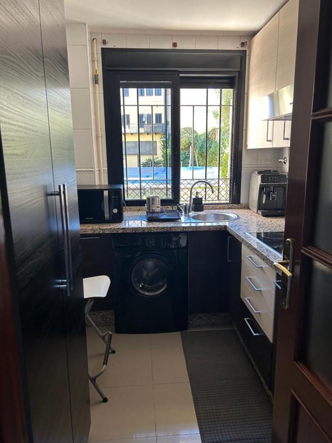 Apartamento Proximo Al Centro De 2 Dormitorios Con Piscina. Sevilla Eksteriør billede