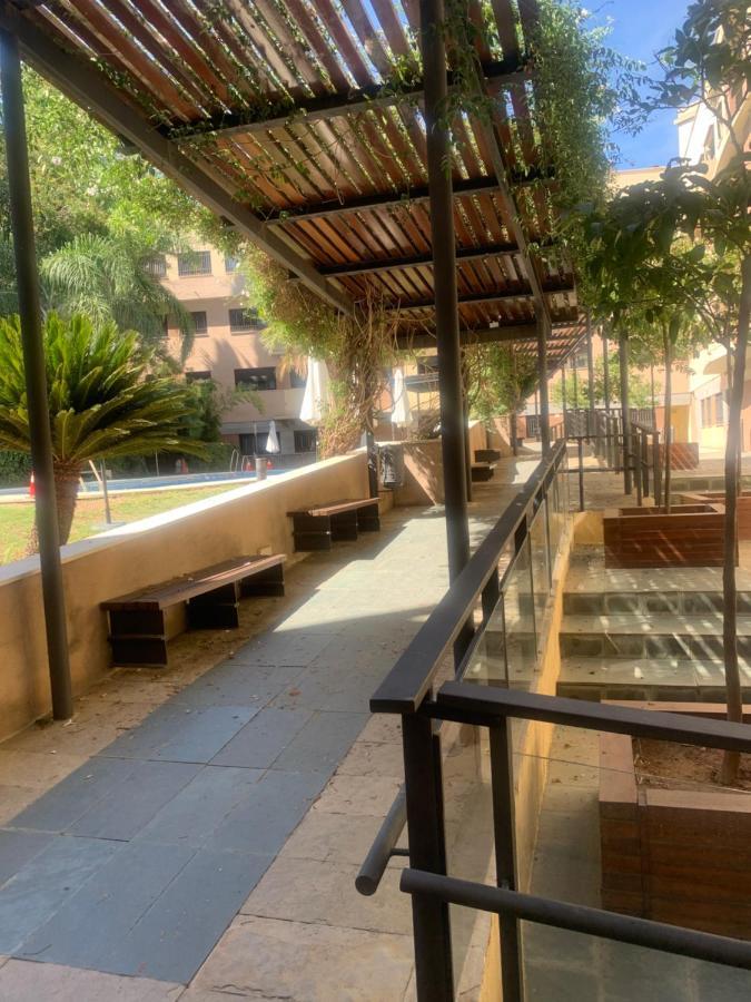 Apartamento Proximo Al Centro De 2 Dormitorios Con Piscina. Sevilla Eksteriør billede