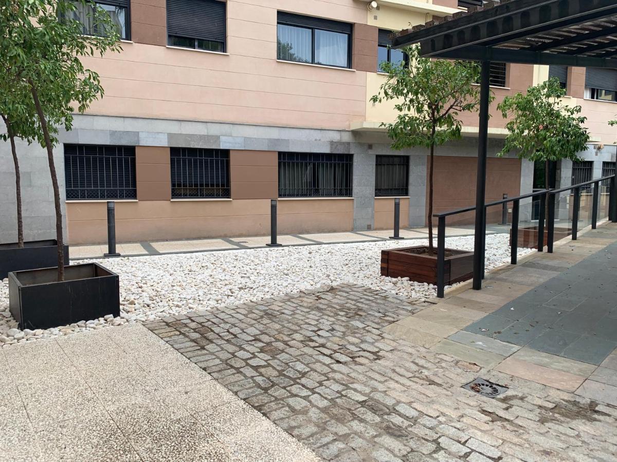 Apartamento Proximo Al Centro De 2 Dormitorios Con Piscina. Sevilla Eksteriør billede