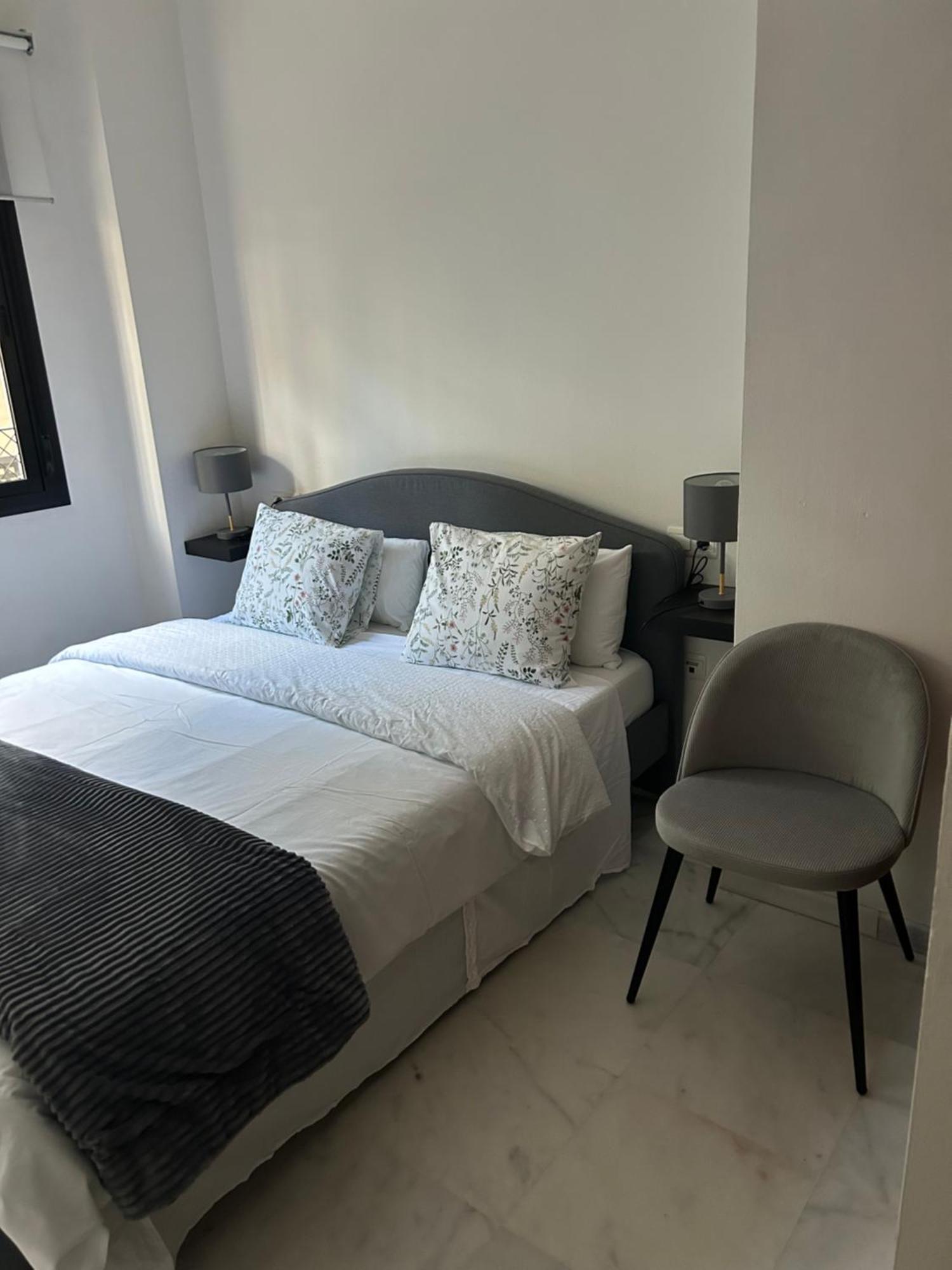 Apartamento Proximo Al Centro De 2 Dormitorios Con Piscina. Sevilla Eksteriør billede
